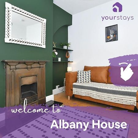 Albany House, Superb Townhouse, Gorgeous Design, Heart Of Newcastle-Under-Lyme Villa Stoke-on-Trent ภายนอก รูปภาพ